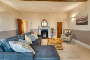Host & Stay - Harrow Croft Dwelling